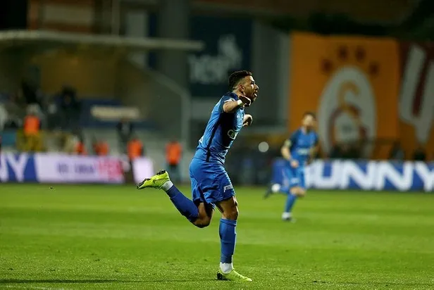 Trezeguet 11 milyon euroya Aston Villa ile anlaştı-1