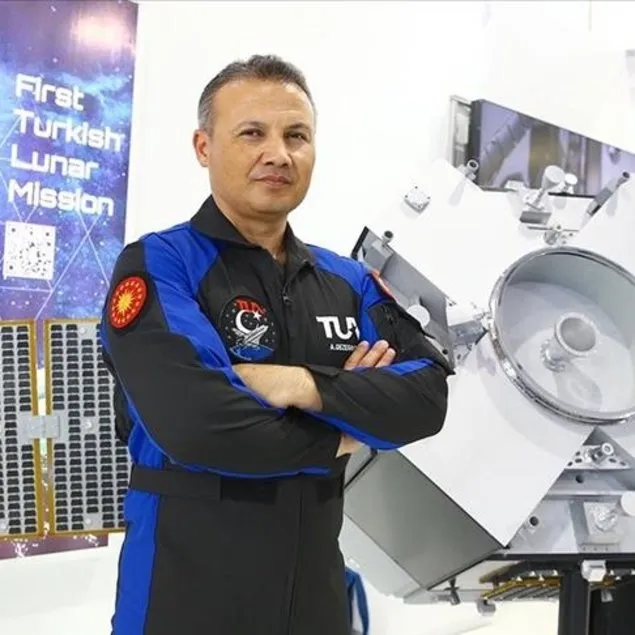 Alper Gezeravcı’yı görme vakti!