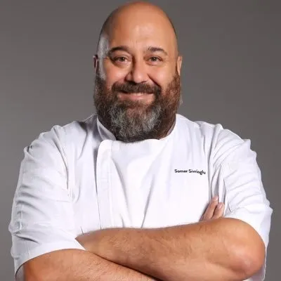 1-avuc-koymak-yeterli-40-yillik-ev-hanimlari-kiskancliktan-catlayacak-somer-seften-yumusamayan-citir-tursu-tar-1701106988345.jpg Ünlü Şef Somer Sivrioğlu öyle bir sır verdi ki... 40 yıllık ev hanımları kıskançlıktan çatlayacak!-5