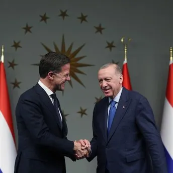 Başkan Erdoğan ve Hollanda Başbakanı Rutte’den ortak basın toplantısı!