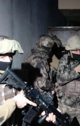 Adana'da DEAŞ operasyonu: 7 gözaltı