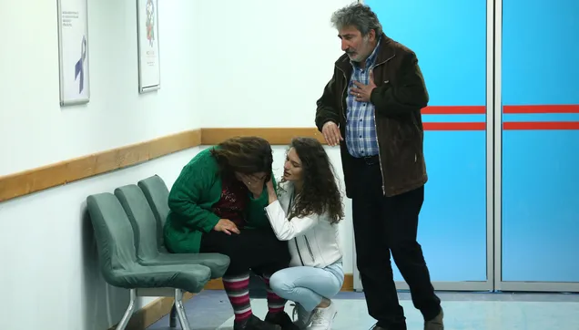 Zengin ve Yoksul 7. bölümde Aleyna'yı teknede bulamayan Karan şok geçiriyor