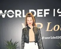 Şarkıcı Irmak Arıcı ticarete atılıyor!