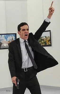 Tetikçinin ‘abisi’ FETÖ’den nikâhlı