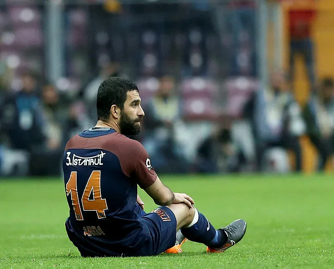Arda Turan oynayabilecek mi?