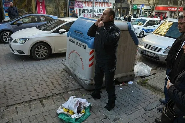 avcilarda-kan-donduran-olay-copte-yeni-dogmus-bebek-bulundu-1583943990961.jpeg Avcılar'da kan donduran olay! Çöpte yeni doğmuş bebek bulundu-2