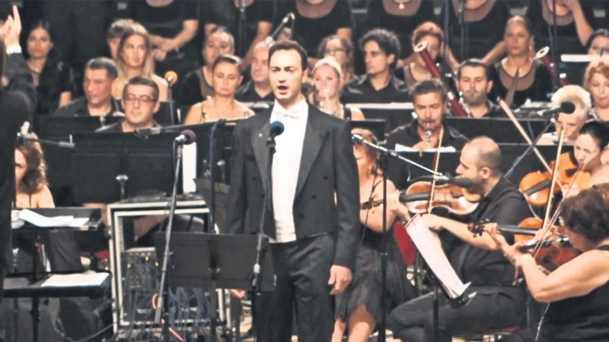 Bahçelievlerde opera sanatçısı balkondan atlayıp hayatını kaybetti!