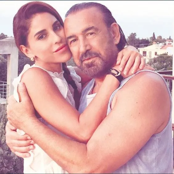 ahmet-kural-ve-avukat-sevgilisi-cagla-gizem-celik-evleniyor-kibrista-nikah-istanbulda-dugun-1642878298473.jpeg