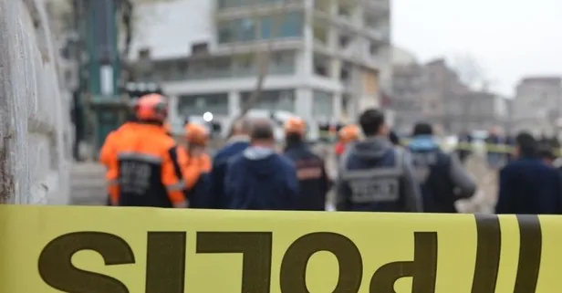 Depremin 49'uncu gününde enkazdan bir kadın cesedi çıkartıldı