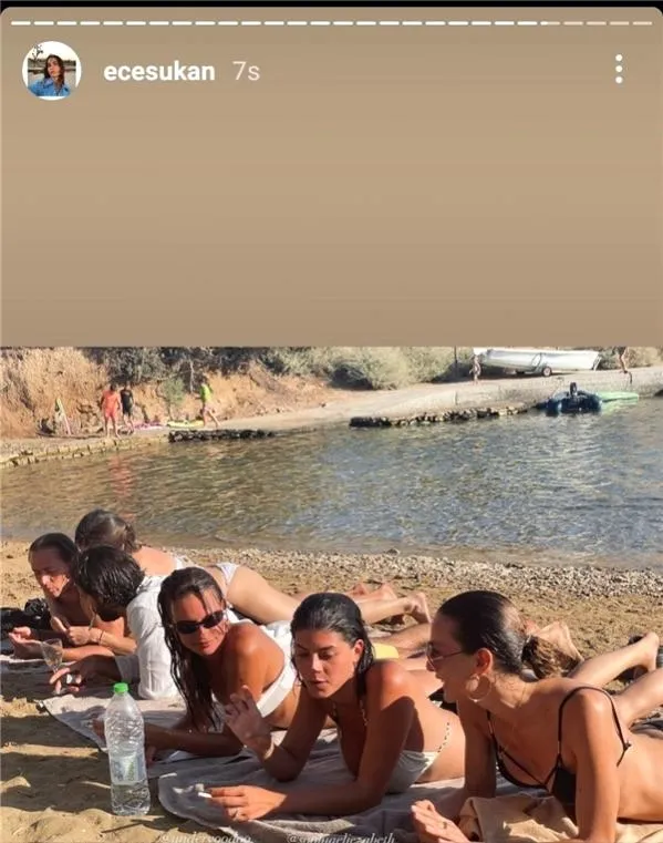 44 yaşındaki Ece Sükan 'benim' diyeni cebinden çıkarıyor! Bikinili pozu beğeni butonunu çökertti-7