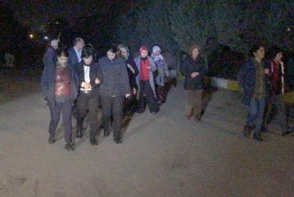 HDP'li vekiller yine terörist cenazesinde-1