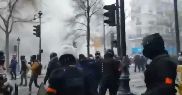 Paris’te Kara Perşembe!