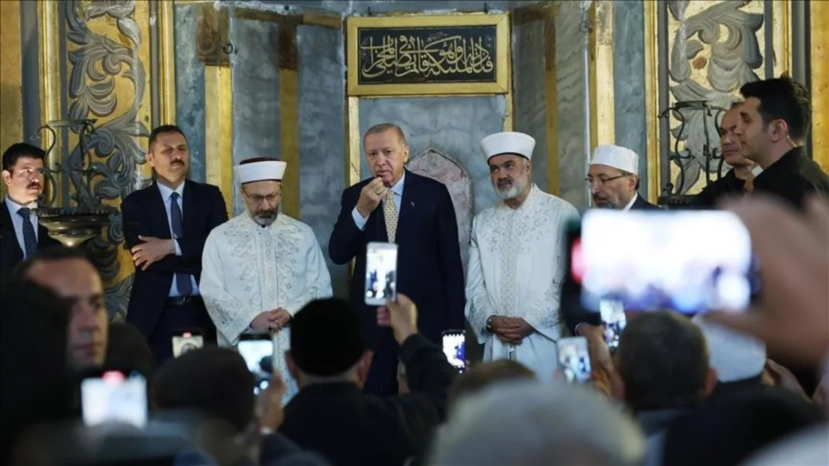 Başkan Erdoğan 5. yıl dönümünde paylaştı: "Ayasofya'nın dirilişini görmeyi bizlere nasip eden Rabb’ime sonsuz şükürler olsun"