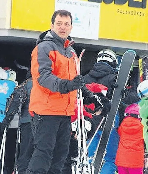 her-felakette-tatile-kacan-imamoglu-bu-kez-istanbulda-yakalandi-1675645128836.jpeg Her felakette tatile kaçan İmamoğlu bu kez İstanbul'da yakalandı-3