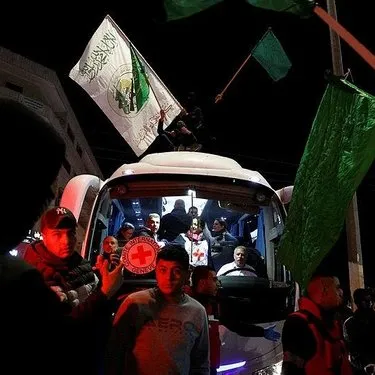 Hamas esir takasından yüzü ak çıktı! Soykırımcı İsrail’in kara propagandası çökerken siyonist sever Batı basını algı yönetimine devam ediyor