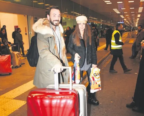 ’Baş’ını döndürdü