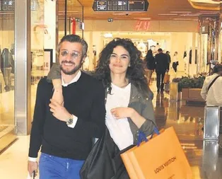 Kol kola alışveriş