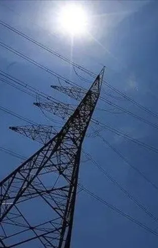 Türkiye genelinde elektrik kesintileri yaşanıyor! Açıklama geldi nedeni belli oldu