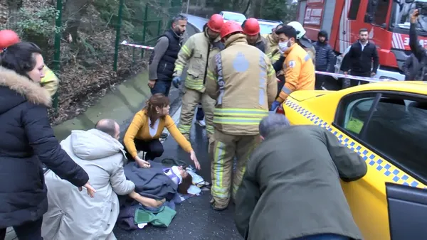 istanbulda-korkunc-kaza-sariyerde-taksi-ve-iett-otobusu-kafa-kafaya-carpisti-1641554455665.jpg İstanbul'da korkunç kaza! Sarıyer'de taksi ve İETT otobüsü kafa kafaya çarpıştı-9