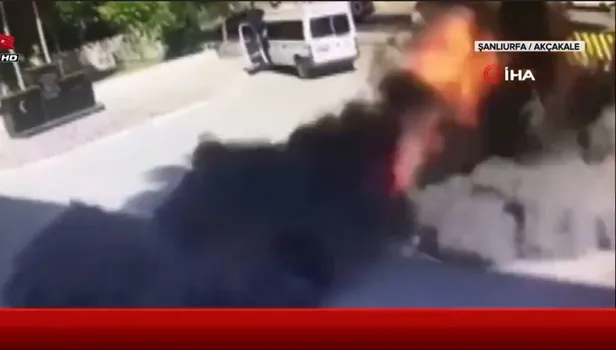 Son dakika... Akçakale Kaymakamlığı'na düşen roketin görüntüleri ortaya çıktı