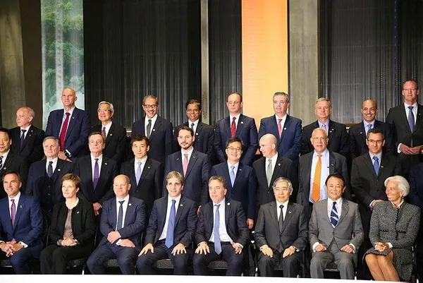Hazine ve Maliye Bakanı Albayrak, G-20 aile fotoğrafı çekimine katıldı - 2