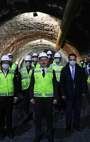 Son dakika: Bakan Karaismailoğlu müjdeyi verdi: Ankara-İstanbul arası 14 dakika kısalacak