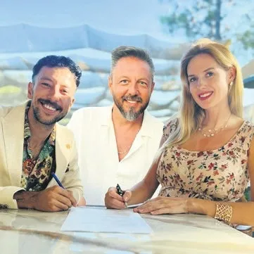 Doğumdan sete gidecek