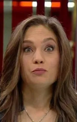 Nevşin kardeşini sattı!