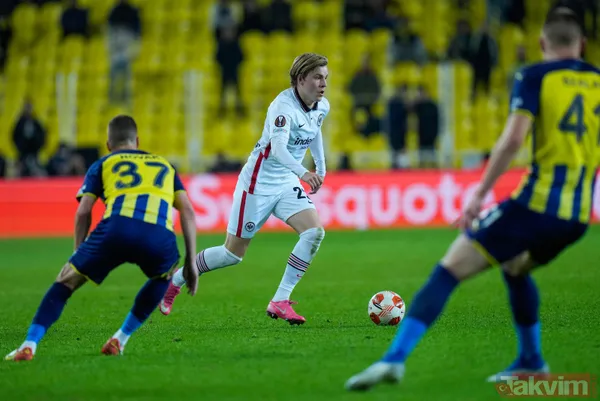 Fenerbahçe'nin Eintracht Frankfurt beraberliği sonrası spor yazarlarından sert sözler: Çapsızlar! - 3