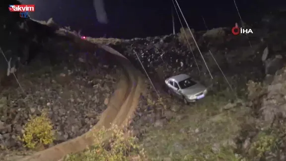 Bartın'da otomobil viyadükten uçtu: 1 yaralı