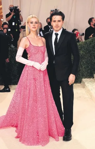 Dünyanın takip ettiği Brooklyn Beckham Nicola Peltz çiftinin düğün öncesi şok eden evlilik sözleşmesi detayı