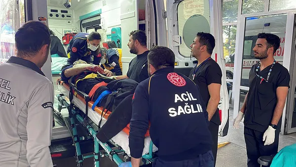 Son dakika: Bolu'da yolcu otobüsü devrildi! 3 kişi hayatını kaybetti-5