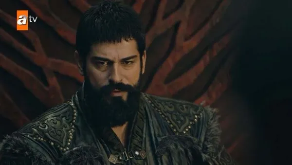 kurulus-osmanda-nefes-kesen-sahne-osman-bey-tekfur-kossese-meydan-okudu-uzerimize-hacli-ordusu-dahi-kaldirsan-mariyi-teslim-etmem-1638990838116.jpg Kuruluş Osman’da nefes kesen sahne! Osman Bey Tekfur Kosses’e meydan okudu: Üzerimize Haçlı ordusu dahi kaldırsan Mari’yi teslim etmem!-4