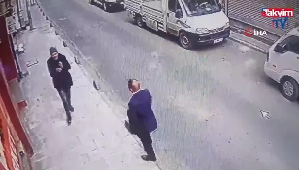 İstanbul’da dehşet anları kamerada: Yolda karşılaştığı kuzenini vurdu