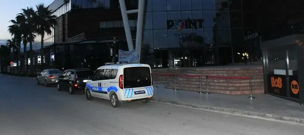 AVM’ye pompalı tüfekle saldırı