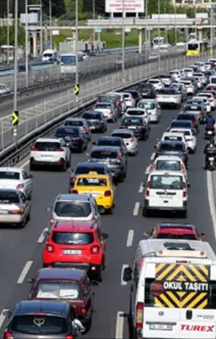 Araç sahipleri dikkat! Akaryakıta çifte zam!