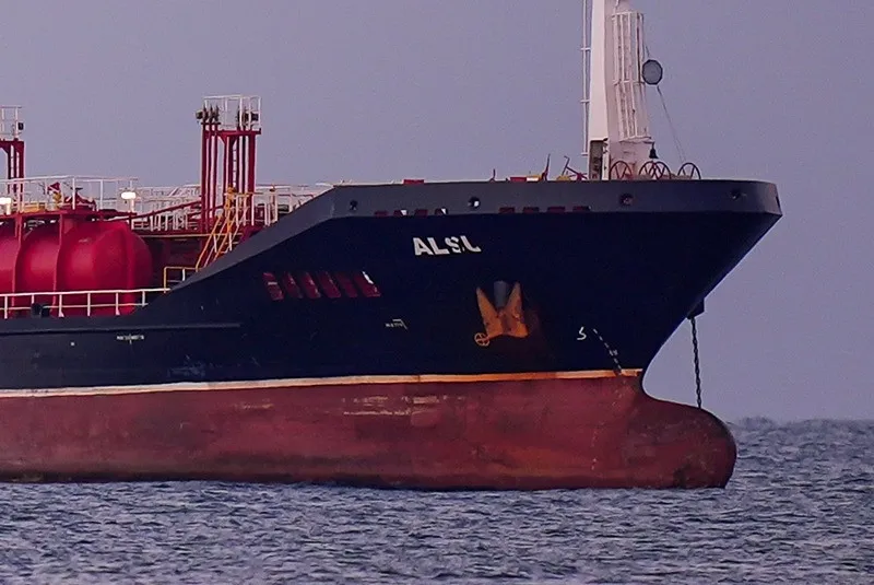 marmaradaki-gemi-kazasi-sorusturmasinda-sok-rapor-kaptan-uyuyordu-vardiyada-tecrubesiz-zabit-tek-kaldi-1788442435430.jpeg Marmara'daki gemi kazası soruşturmasında şok rapor: Kaptan uyuyordu, vardiyada tecrübesiz zabit tek kaldı-3