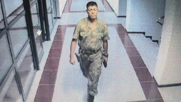 kahramanin-ismiyle-yasatiliyor-omer-halisdemirin-ismi-binlerce-cocuga-verildi-1657173345795.jpeg Kahramanın ismiyle yaşatılıyor! Ömer Halisdemir'in ismi binlerce çocuğa verildi-1