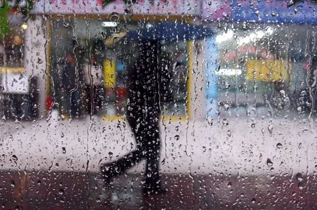 Salı günü İstanbul ve Ankara'da yağış olacak mı? Meteoroloji'den flaş açıklama! Gece saatlerinden itibaren...