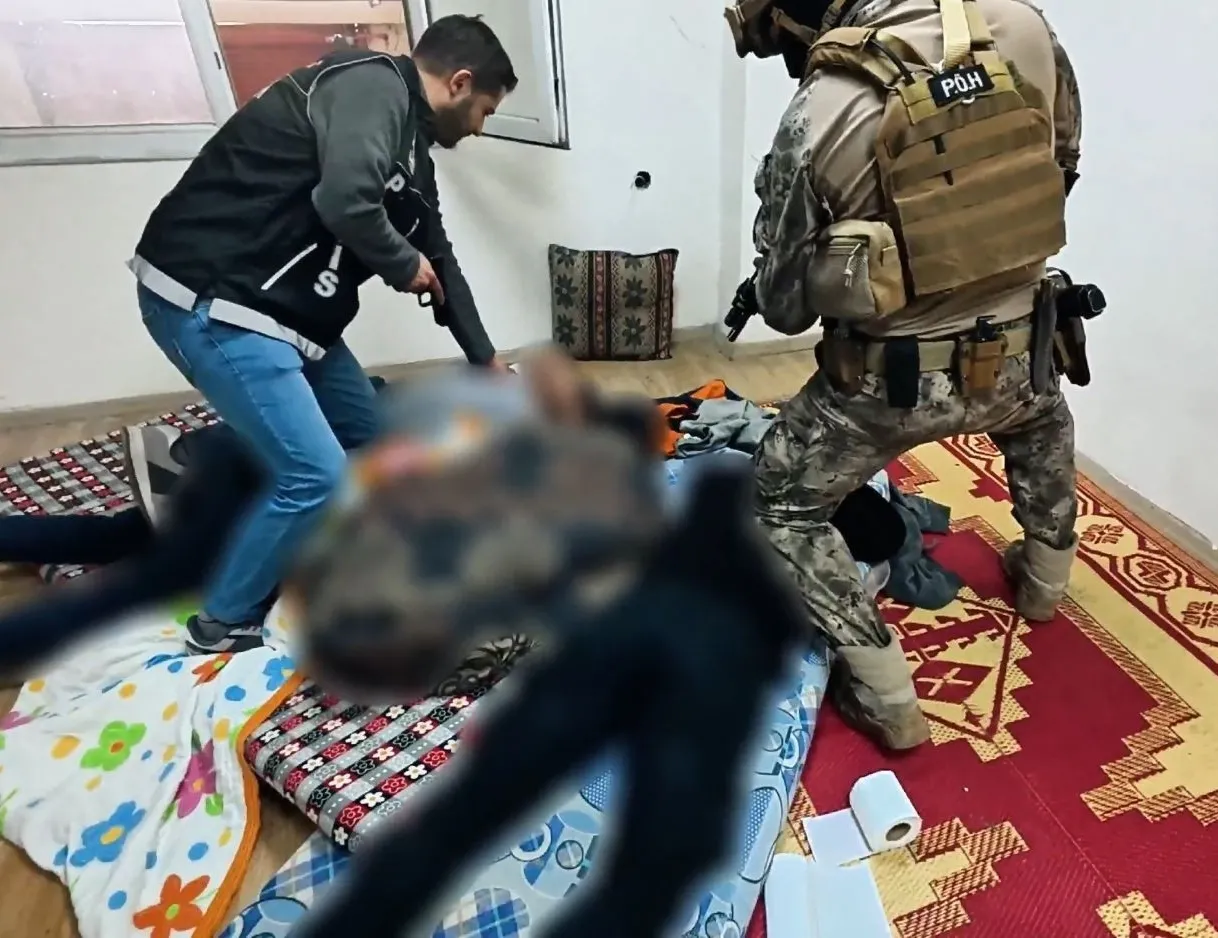 Havadan takip, karadan operasyon: 59 noktada zehir trafiği kesildi | 129 tutuklu