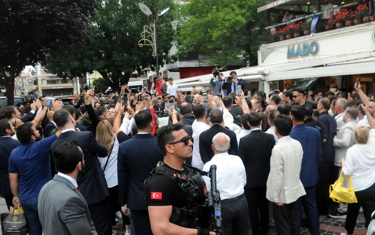 Başkan Erdoğan Edirne’de vatandaşlarla çay içti-3