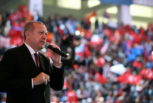 Cumhurbaşkanı Erdoğan Van'da AK Parti İl Kongresi'nde konuştu-1