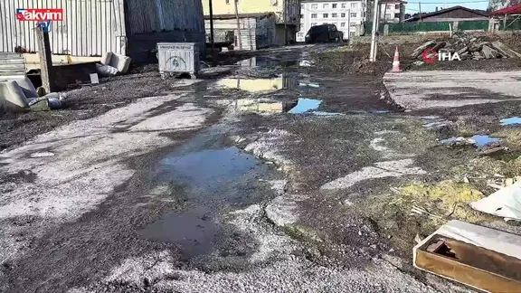 İSKİ'nin yarım bıraktığı Arnavutköy altyapı çalışmasını hangi kurum yapacak? Muhtar açıkladı!