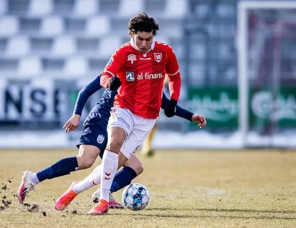 Fenerbahçe’ye yeni Zlatan! Sarı Lacivertliler Danimarkalı genç yıldıza kanca taktı