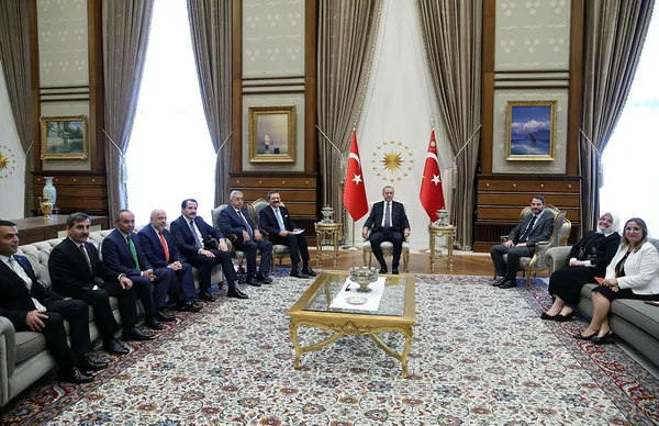 Son dakika: Başkan Erdoğan, TOBB Başkanı Hisarcıklıoğlu'nu kabul etti-2
