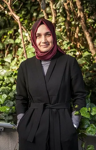 Tarihe geçen vali! İşte ilk başörtülü Vali Kübra Güran Yiğitbaşı'nın hikayesi...