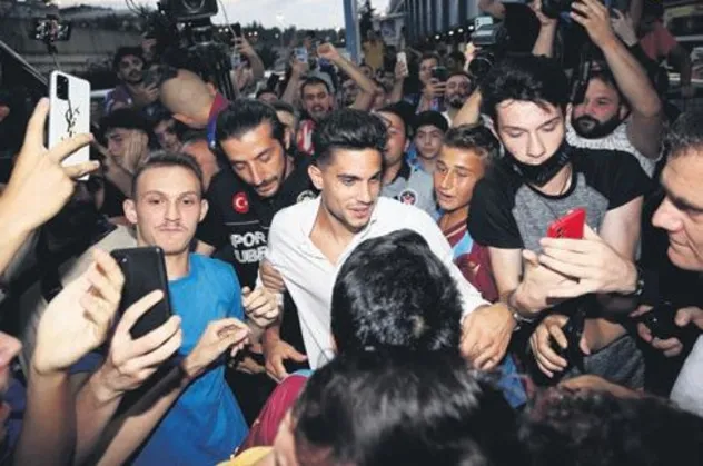 Trabzonspor stoperine kavuştu! Marc Bartra transferinde mutlu son