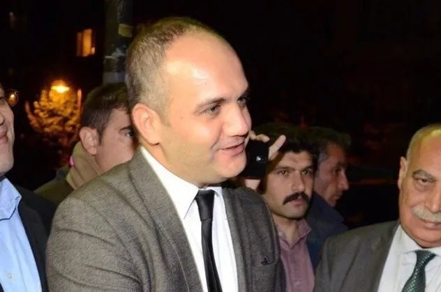 Son dakika: Firari FETÖ’cü Tarık Toros ve Bülent Keneş’ten skandal "27 Mayıs" paylaşımı