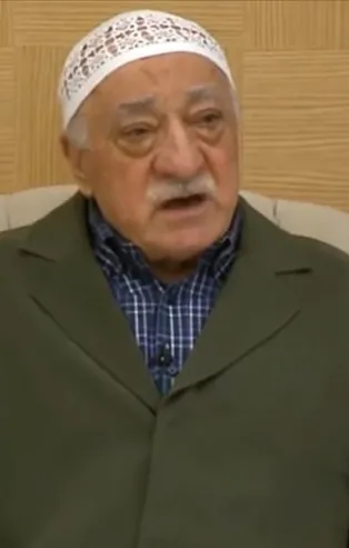 Teröristbaşı Gülen'in CHP ile ilişkisi 15 yaşındayken başlamış!