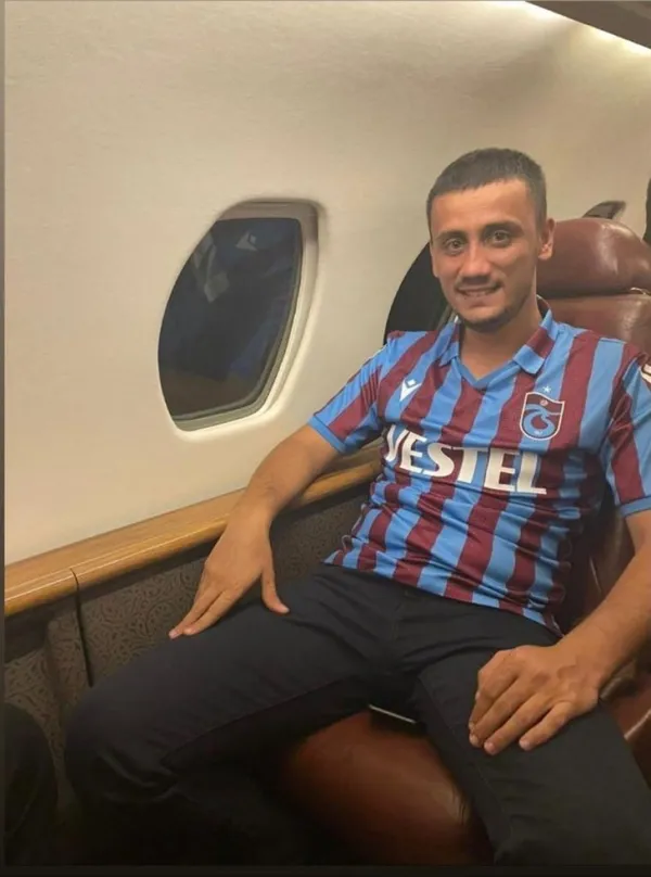 iyi-parti-ifsa-koray-aydin-trabzonspor-fenerbahce-macini-izlemeye-ozel-jetle-gitti-1634989846062.jpg